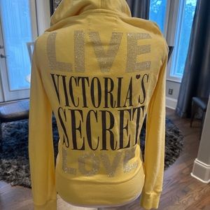 VICTORIA’S SECRET SUPERMODEL ESSENTIALS HOODIE. Size XS.